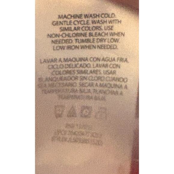 Isaac Mizrahi Red Shorts, Scalloped Hem Stretch Preppy, Women's Size 8 - Picture 4 of 4